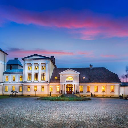 Palac Jablonowo Ujście Exterior foto