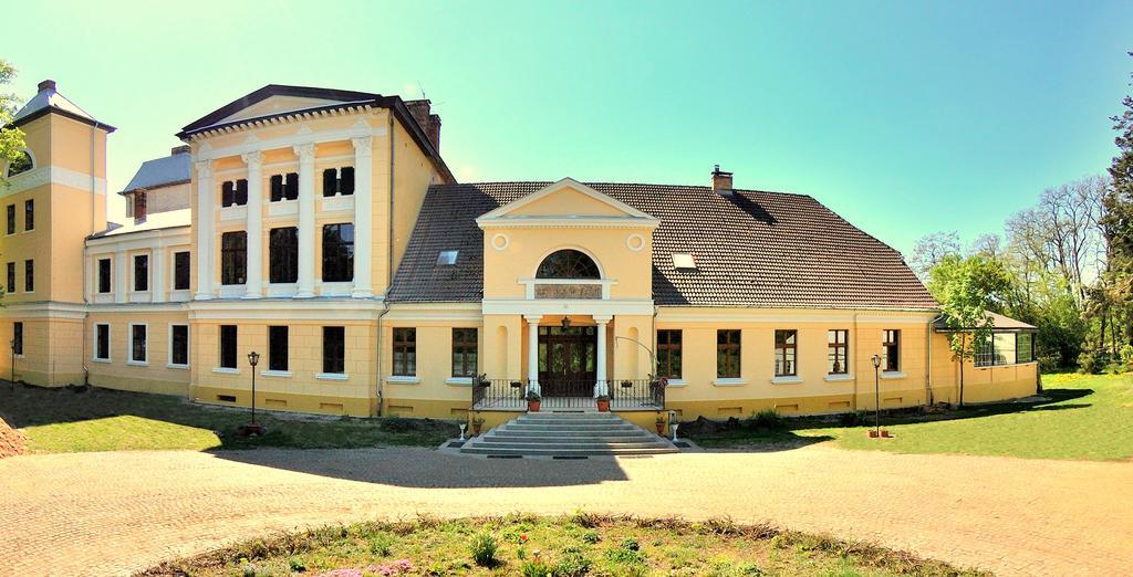 Palac Jablonowo Ujście Exterior foto