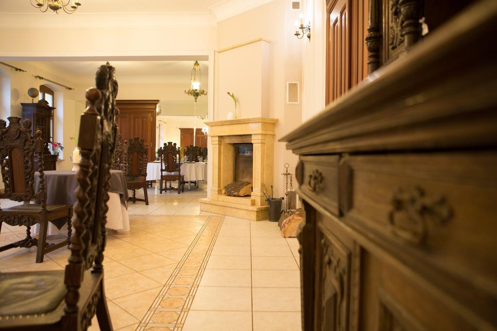 Palac Jablonowo Ujście Exterior foto